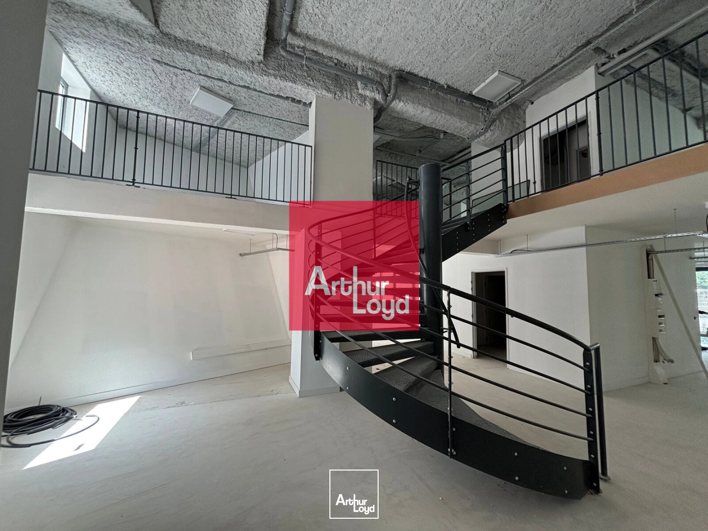 Locaux d'activité & Entrepôts - Vente - GRENOBLE - 38000 - 118.22-1035.88 - 7825249