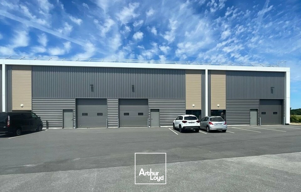 Locaux d'activité & Entrepôts - Location - DOMPIERRE-SUR-YON - 85170 - 747-747 - 7826373