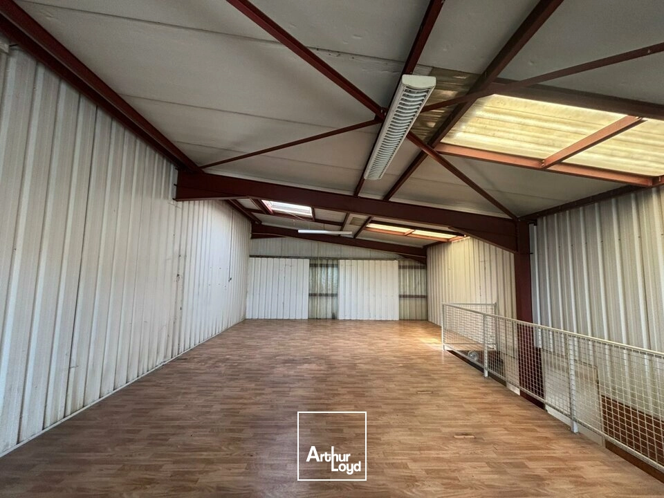 Locaux d'activité & Entrepôts - Vente - LA JAUDONNIÈRE - 85110 - 500-2250 - 7826362