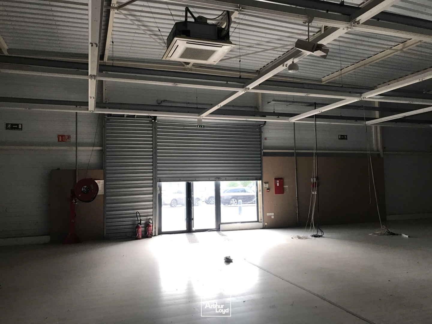 Locaux commerciaux - Location - BOHAIN EN VERMANDOIS - 02110 - 850-850 - 7826434
