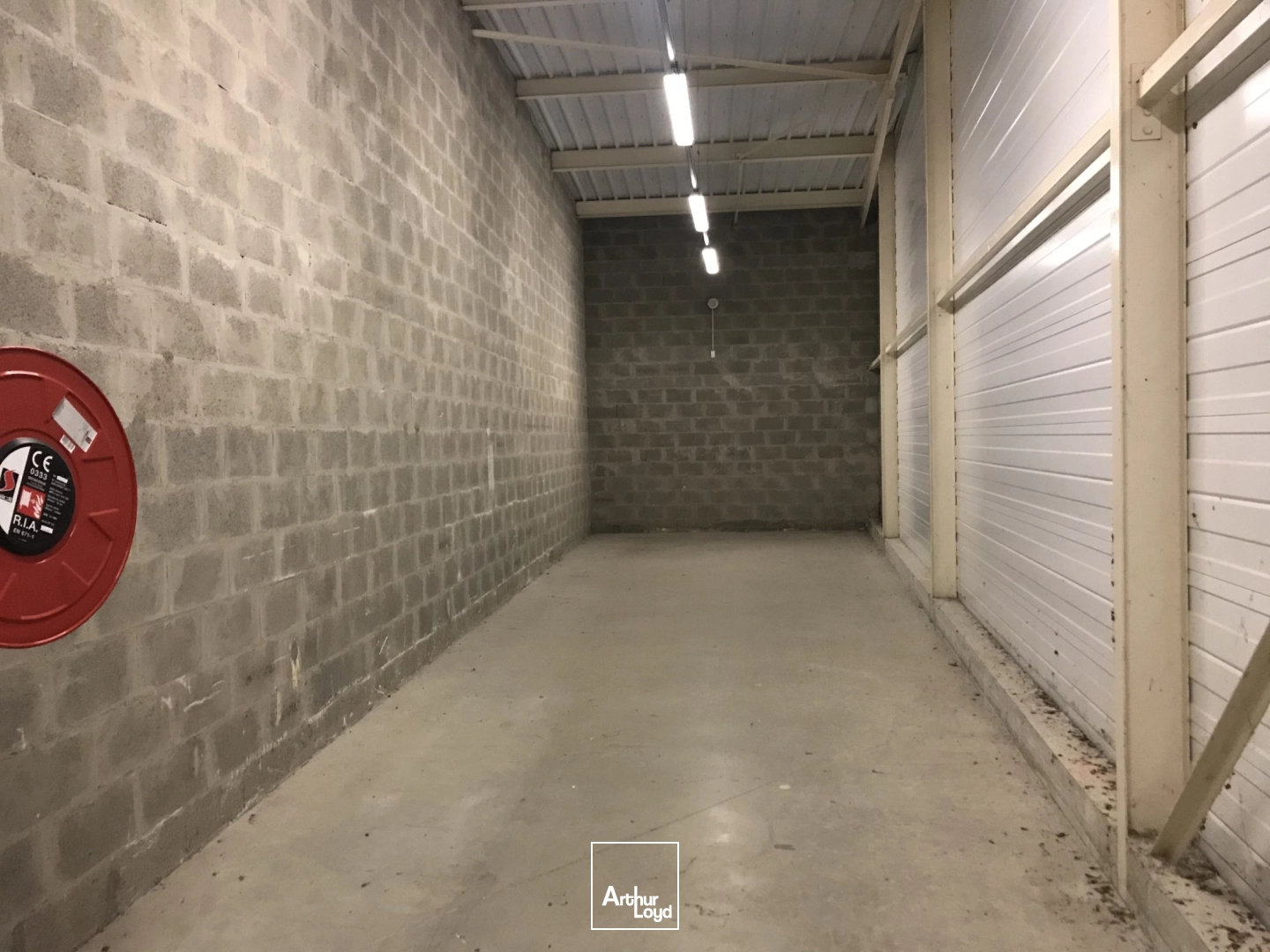 Locaux commerciaux - Location - BOHAIN EN VERMANDOIS - 02110 - 850-850 - 7826436