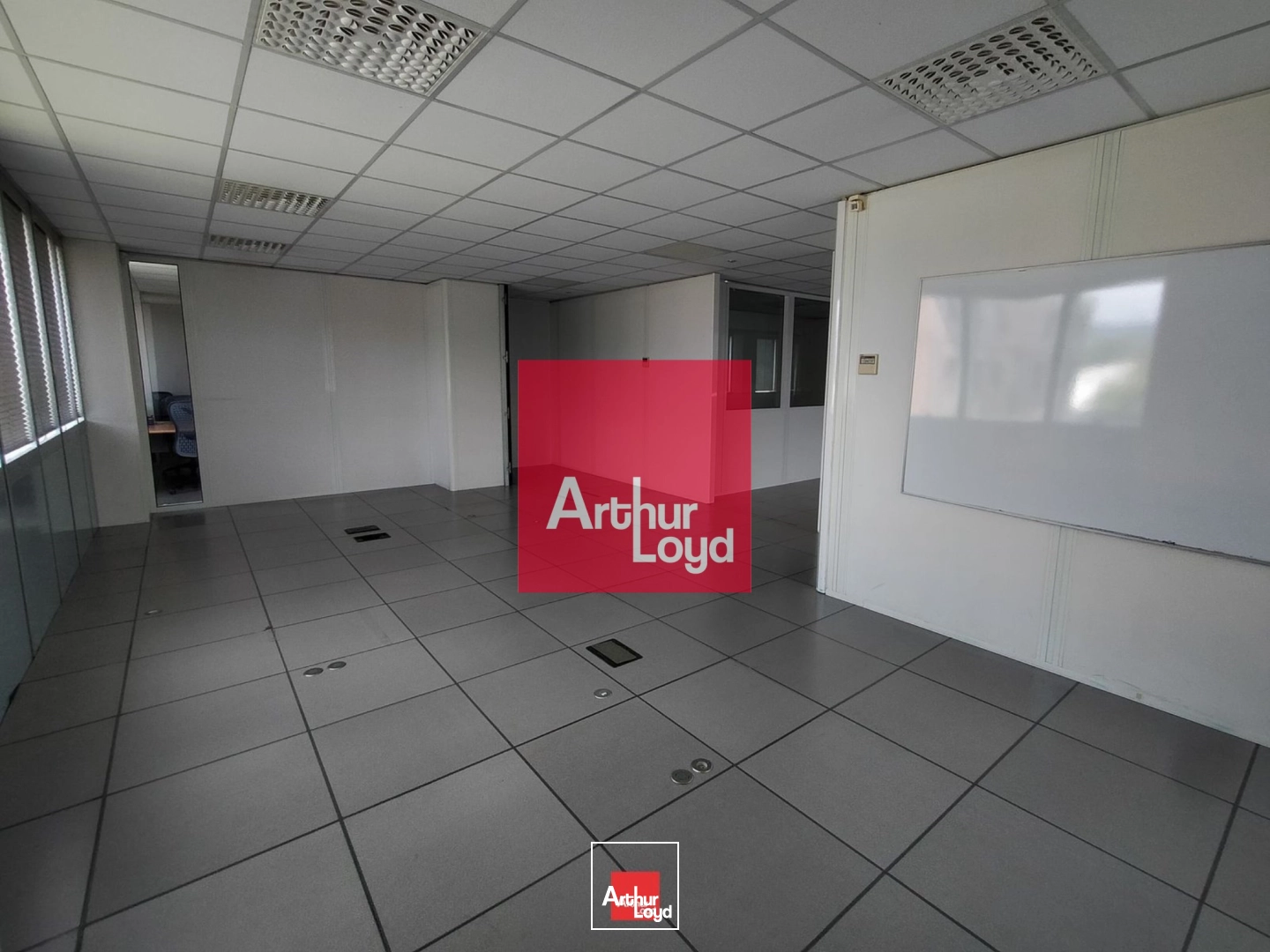Bureaux - Location - ECHIROLLES - 38130 - 149.49-667.38 - 7826557