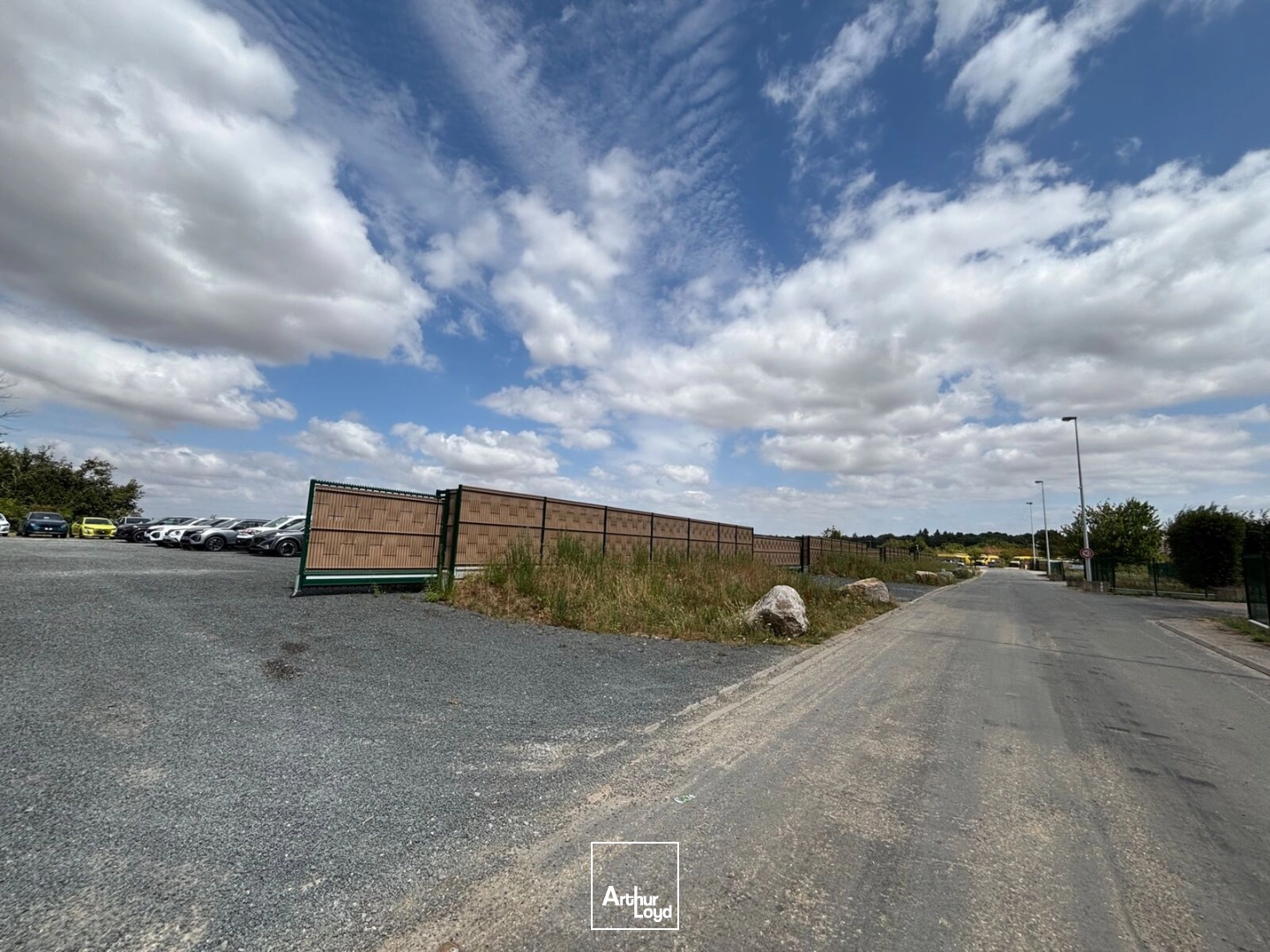 Locaux d'activité & Entrepôts - Location - QUINCAMPOIX - 76230 - 450-450 - 7827573