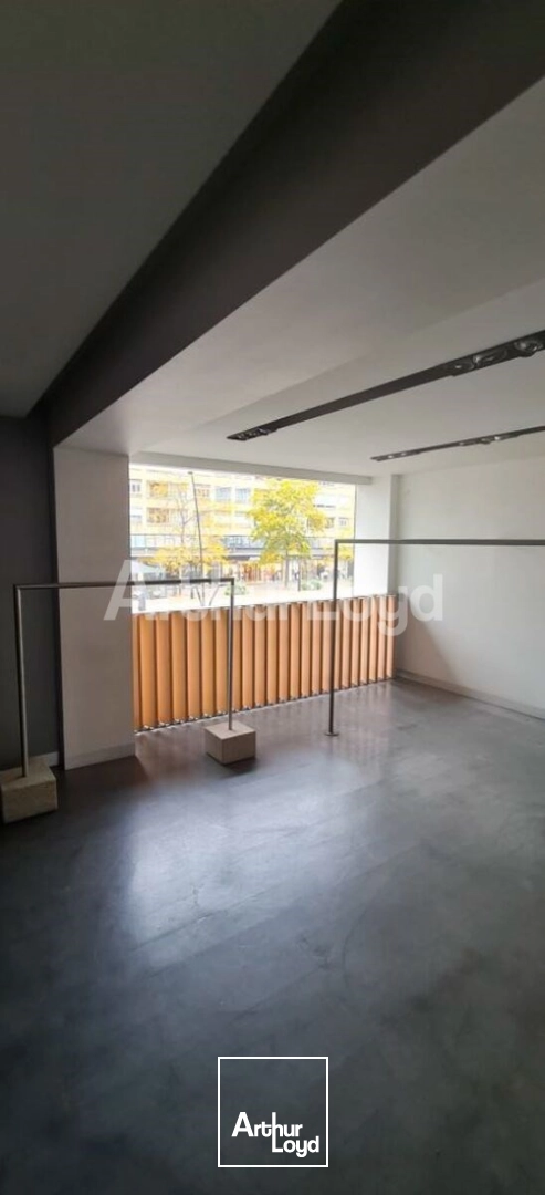 Locaux commerciaux - Location - VALENCIENNES - 59300 - 144.3-144.3 - 7828567