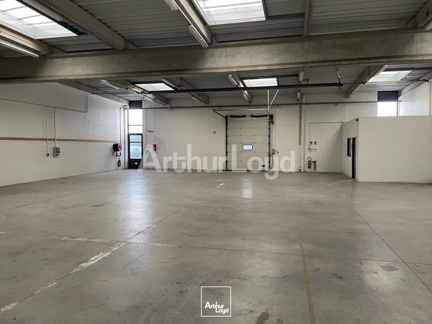 Locaux d'activité & Entrepôts - Location - ROOST WARENDIN - 59286 - 182-1384 - 7829345