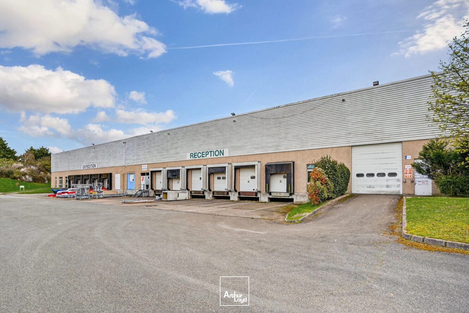 Locaux d'activité & Entrepôts - Location - COIGNIERES - 78310 - 8470-8470 - 7832433