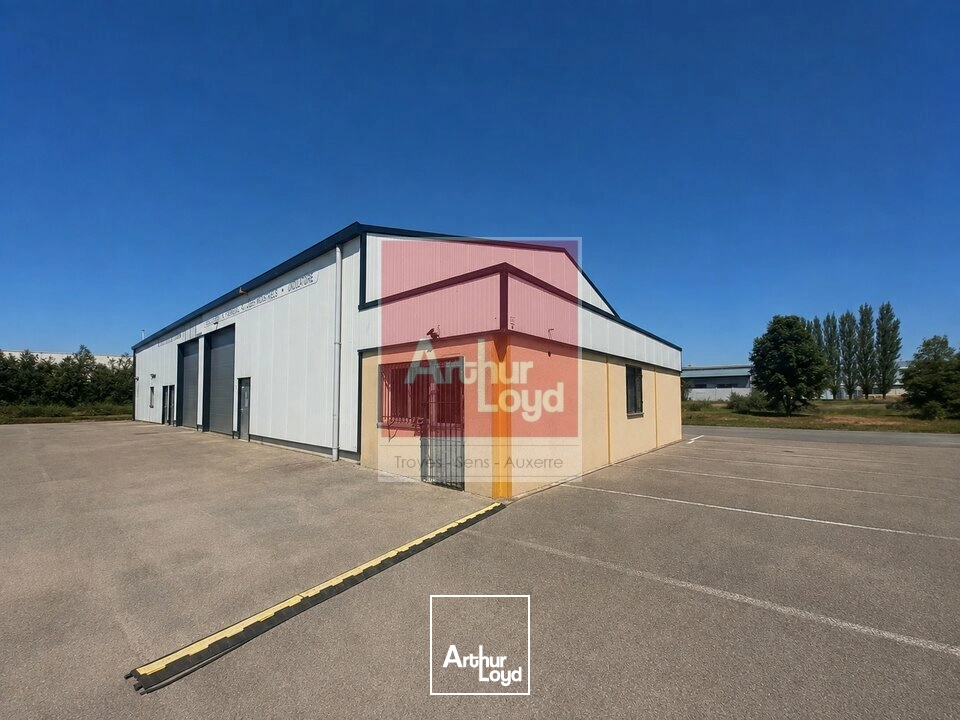 Locaux d'activité & Entrepôts - Location - SAINT-ANDRÉ-LES-VERGERS - 10120 - 300-300 - 7835948