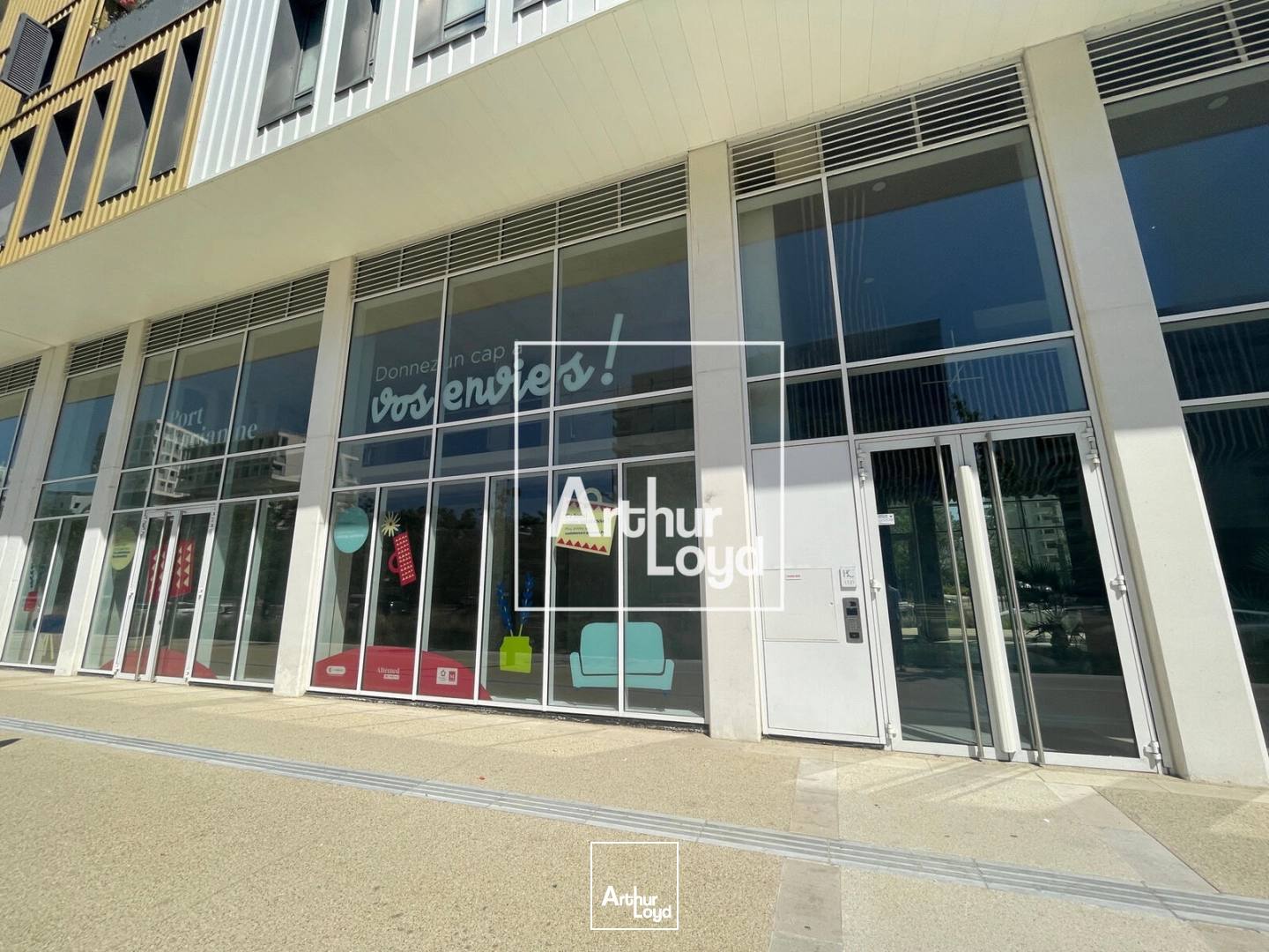 Locaux commerciaux - Location - MONTPELLIER - 34000 - 45.25-152.81 - 7835996