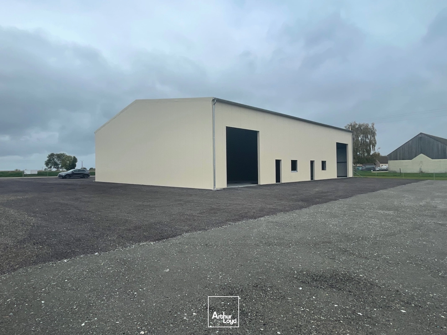 Locaux d'activité & Entrepôts - Location - VEXIN SUR EPTE - 27510 - 140-560 - 7836892