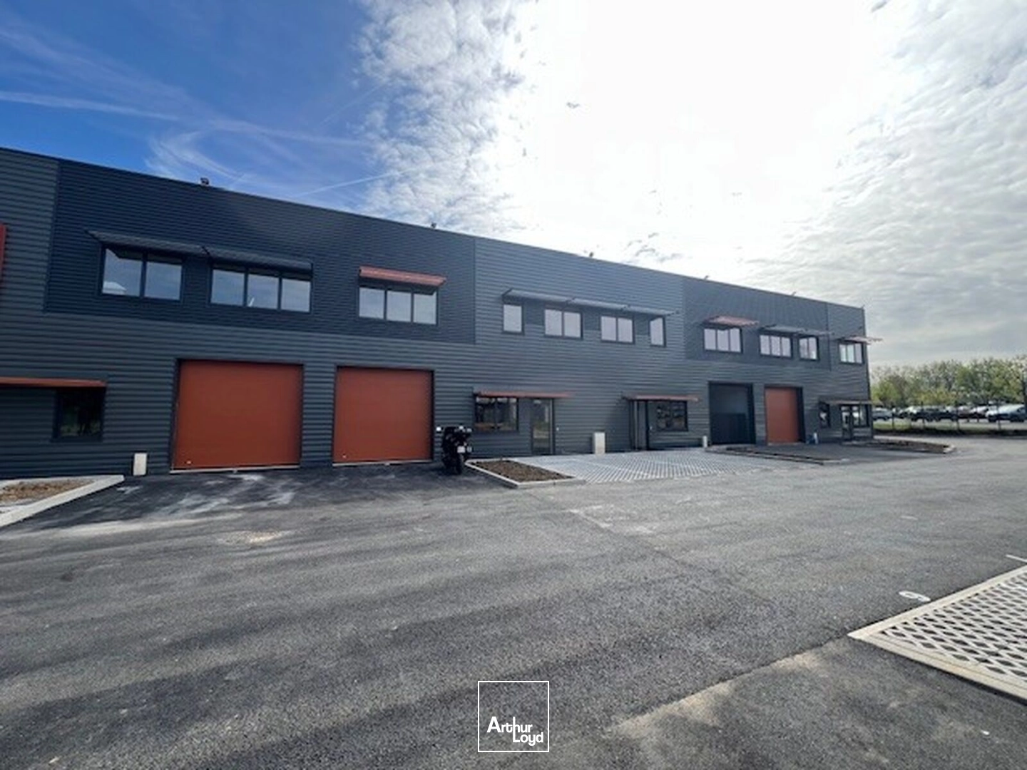 Locaux d'activité & Entrepôts - Vente - BUC - 78530 - 409.79-1573.73 - 7836967