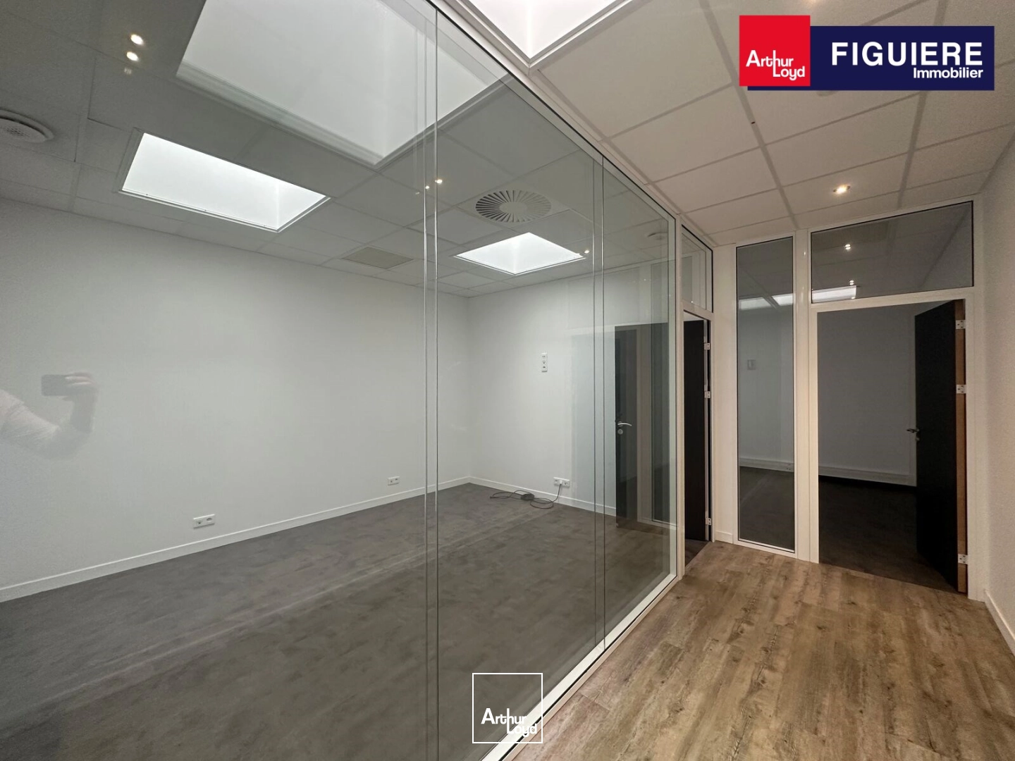 Locaux d'activité & Entrepôts - Location - AIX EN PROVENCE - 13290 - 360-1821 - 7838064