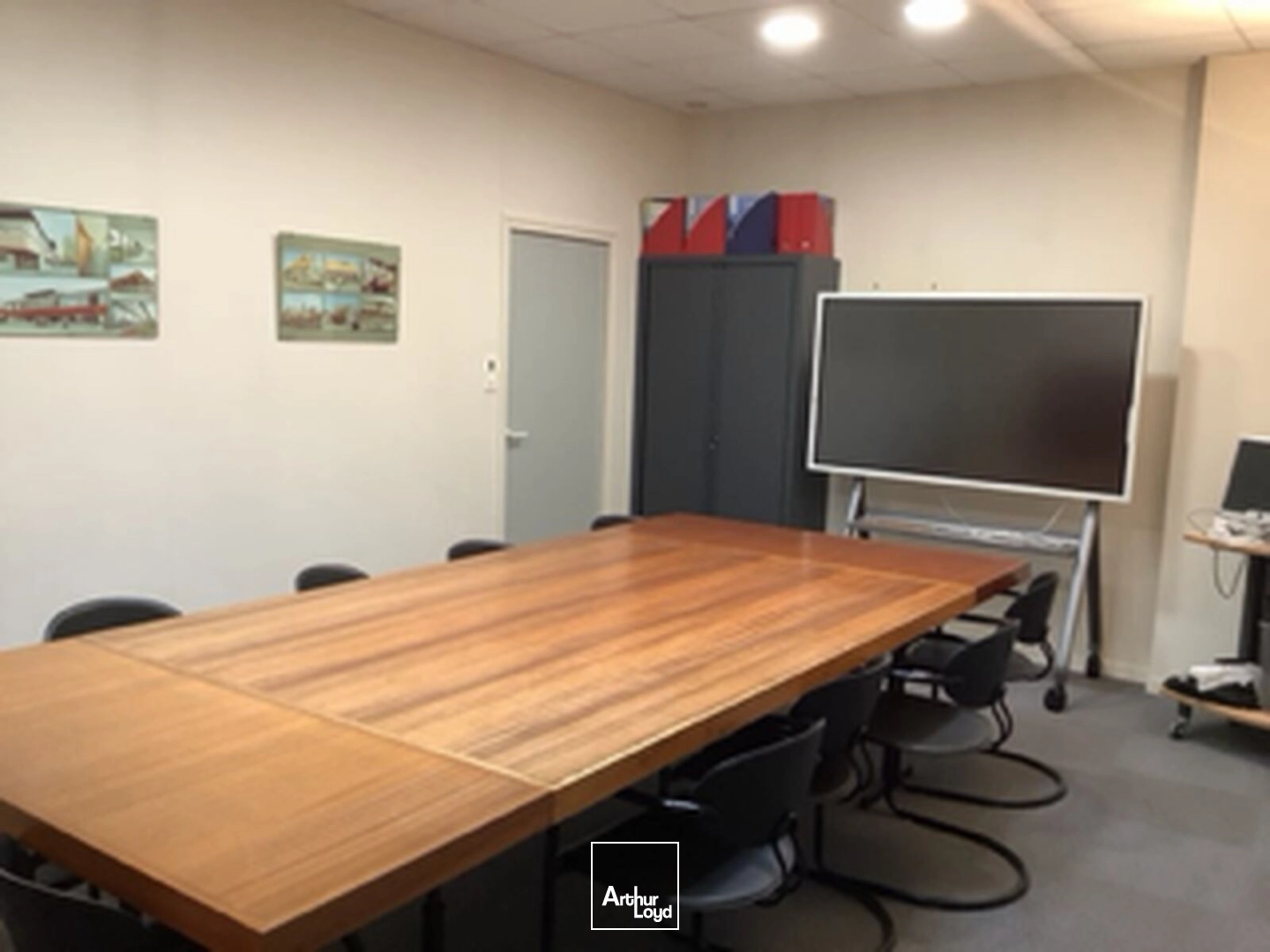 Bureaux - Vente - EU - 76260 - 194.95-194.95 - 7850822