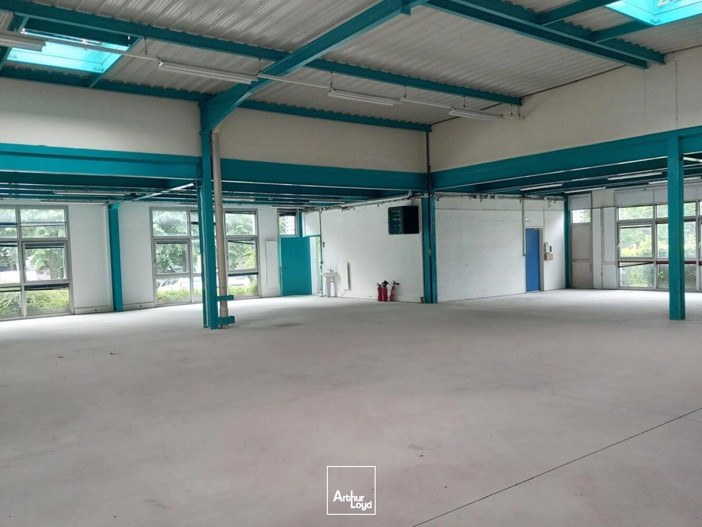 Locaux d'activité & Entrepôts - Location - TREMBLAY EN FRANCE - 93290 - 481-481 - 7850977