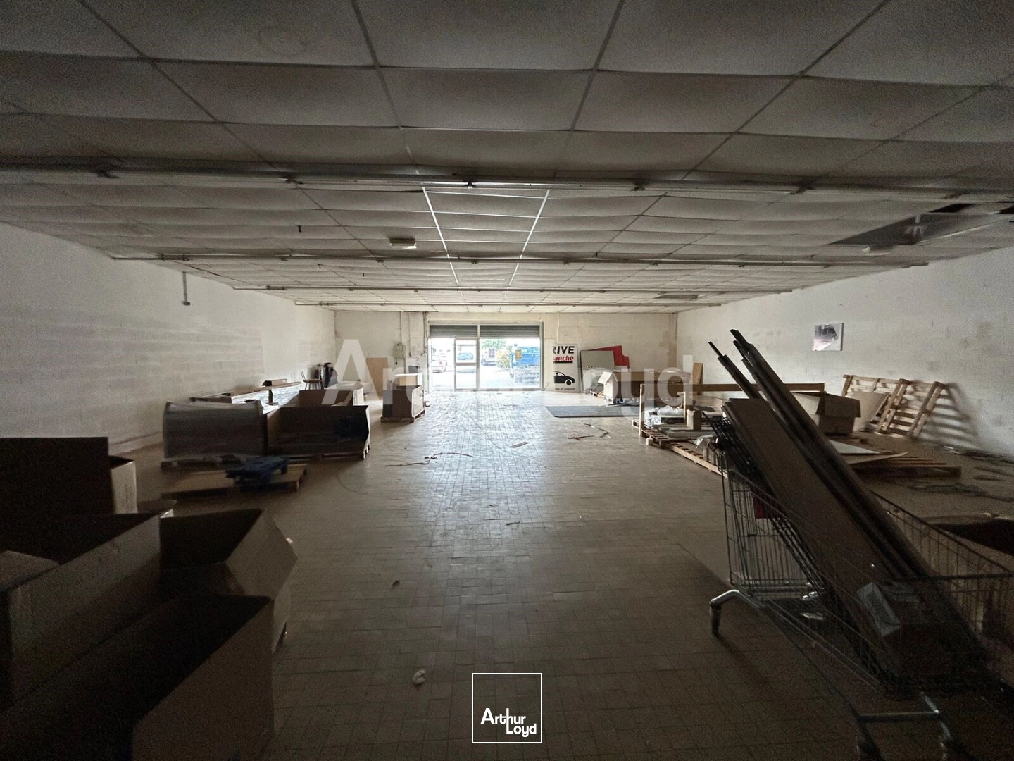 Locaux commerciaux - Location - MONTIGNY EN OSTREVENT - 59182 - 120-416 - 7853575