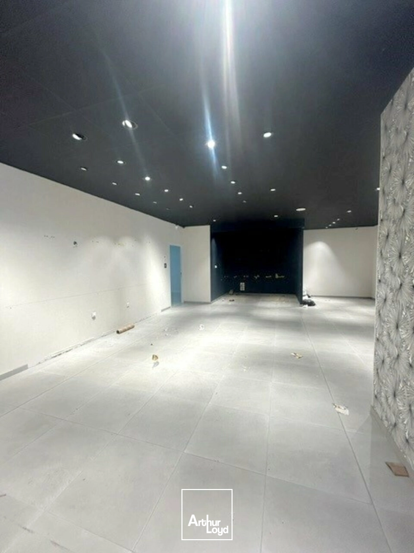 Locaux commerciaux - Location - ESSEY LES NANCY - 54270 - 490-490 - 7857045