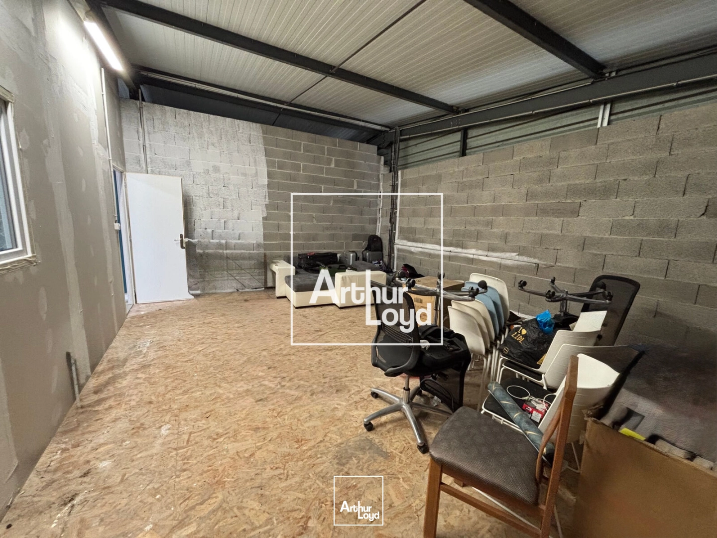 Locaux d'activité & Entrepôts - Location - MONTFERRIER SUR LEZ - 34980 - 120-120 - 7858686