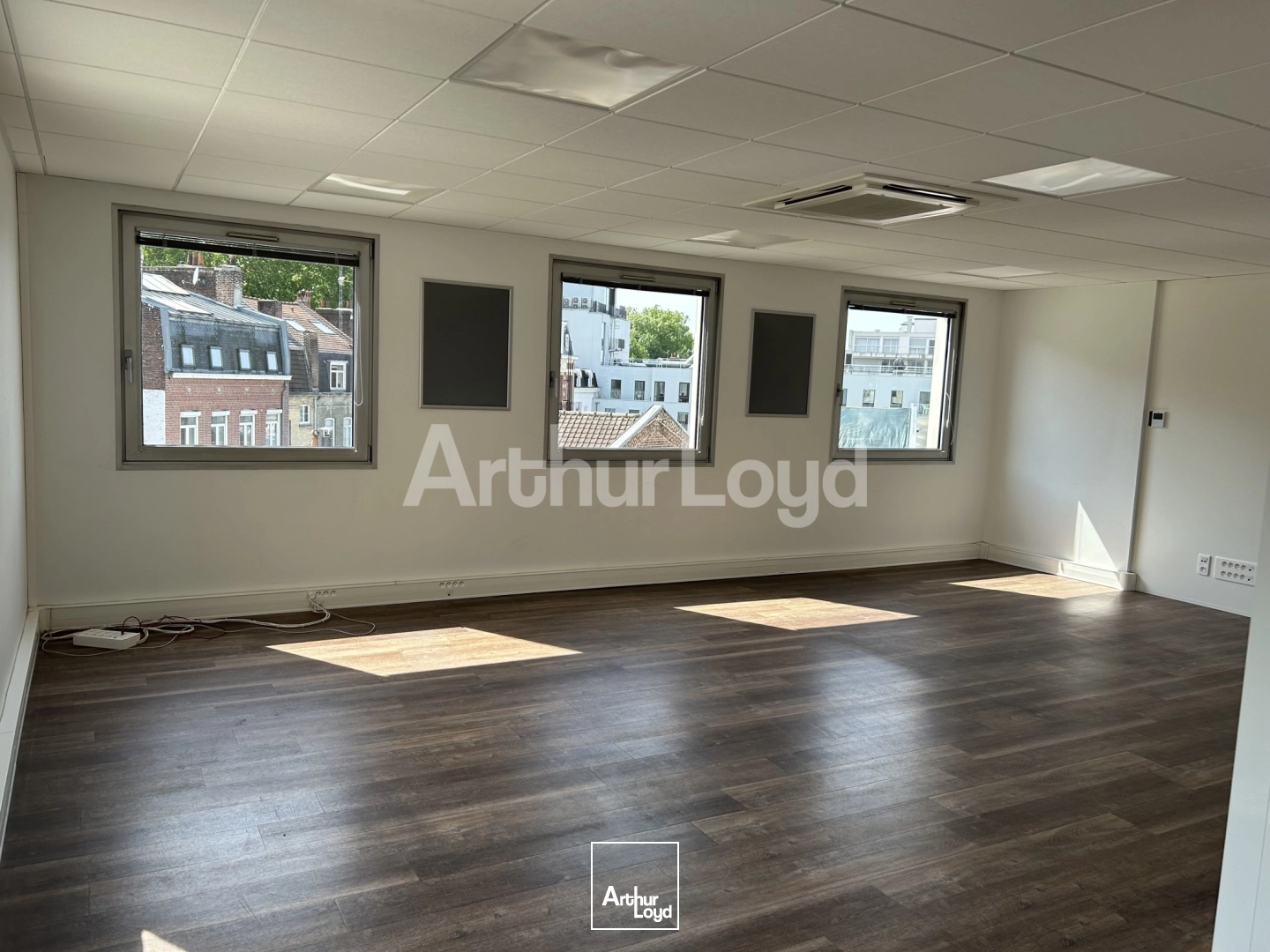 Bureaux - Vente - LILLE - 59000 - 527.4-1100.7 - 7859142