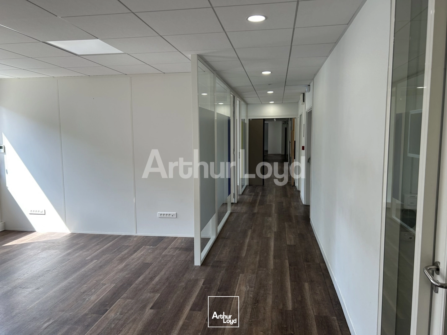 Bureaux - Vente - LILLE - 59000 - 527.4-1100.7 - 7859146