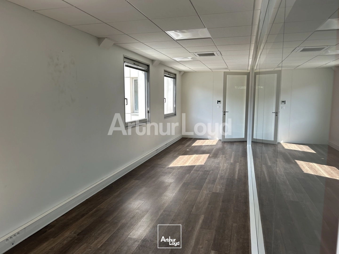 Bureaux - Vente - LILLE - 59000 - 527.4-1100.7 - 7859138