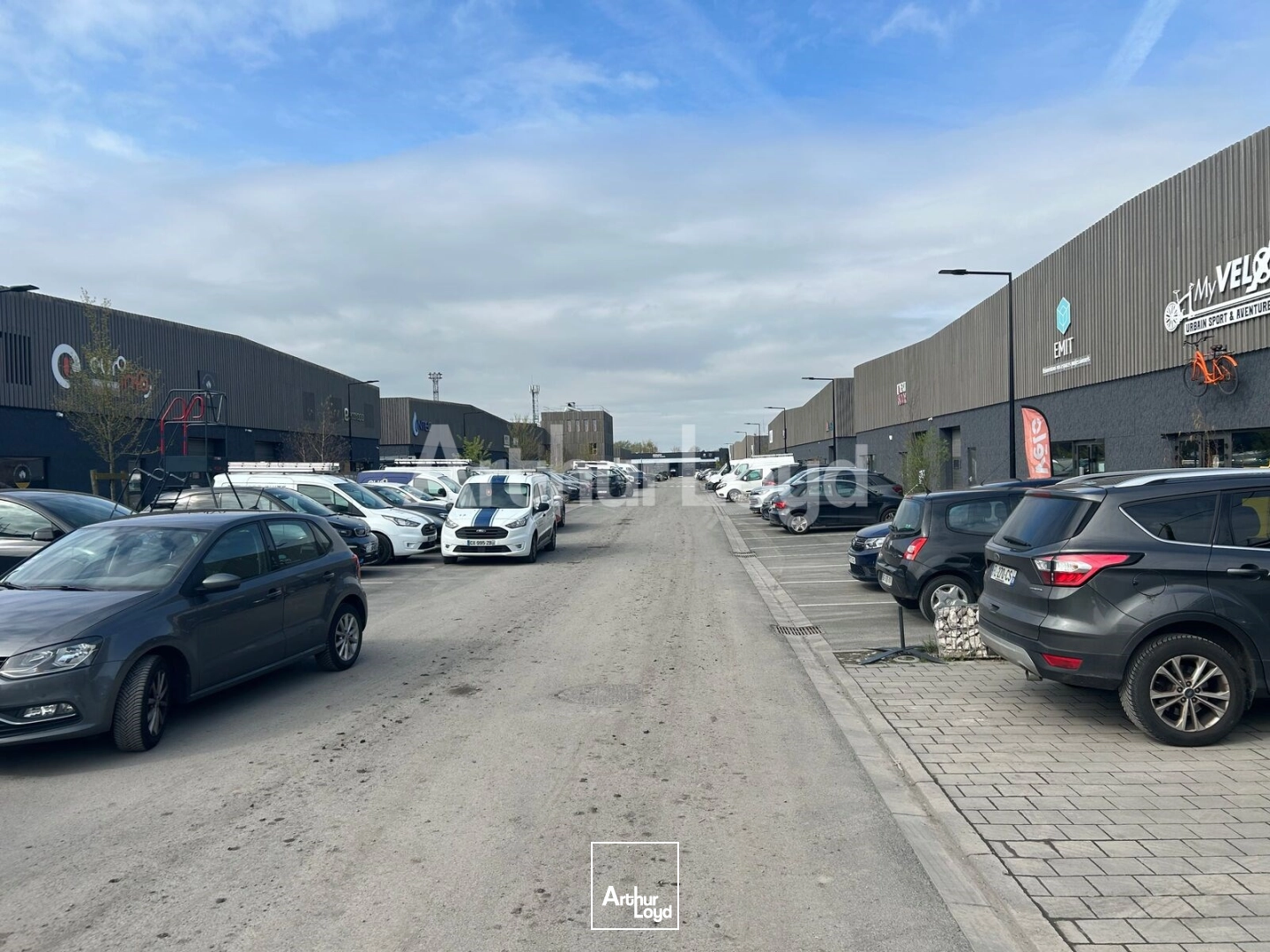 Locaux d'activité & Entrepôts - Vente - LA MADELEINE - 59110 - 313.9-921.6 - 7864860