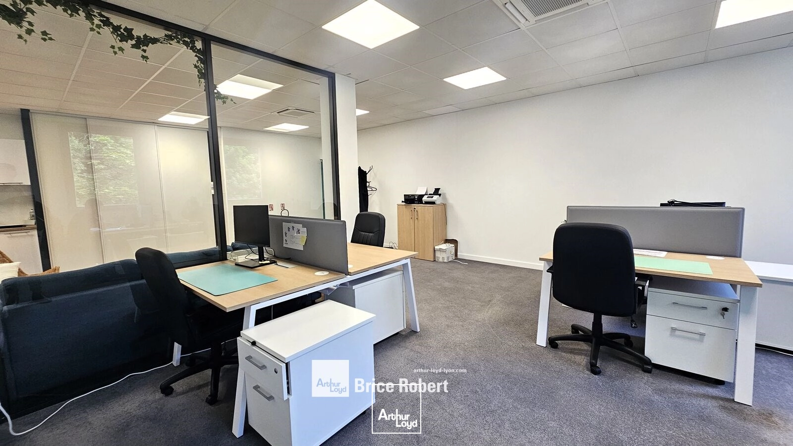 Bureaux - Location - SAINT PRIEST - 69800 - 104.38-104.38 - 7867539