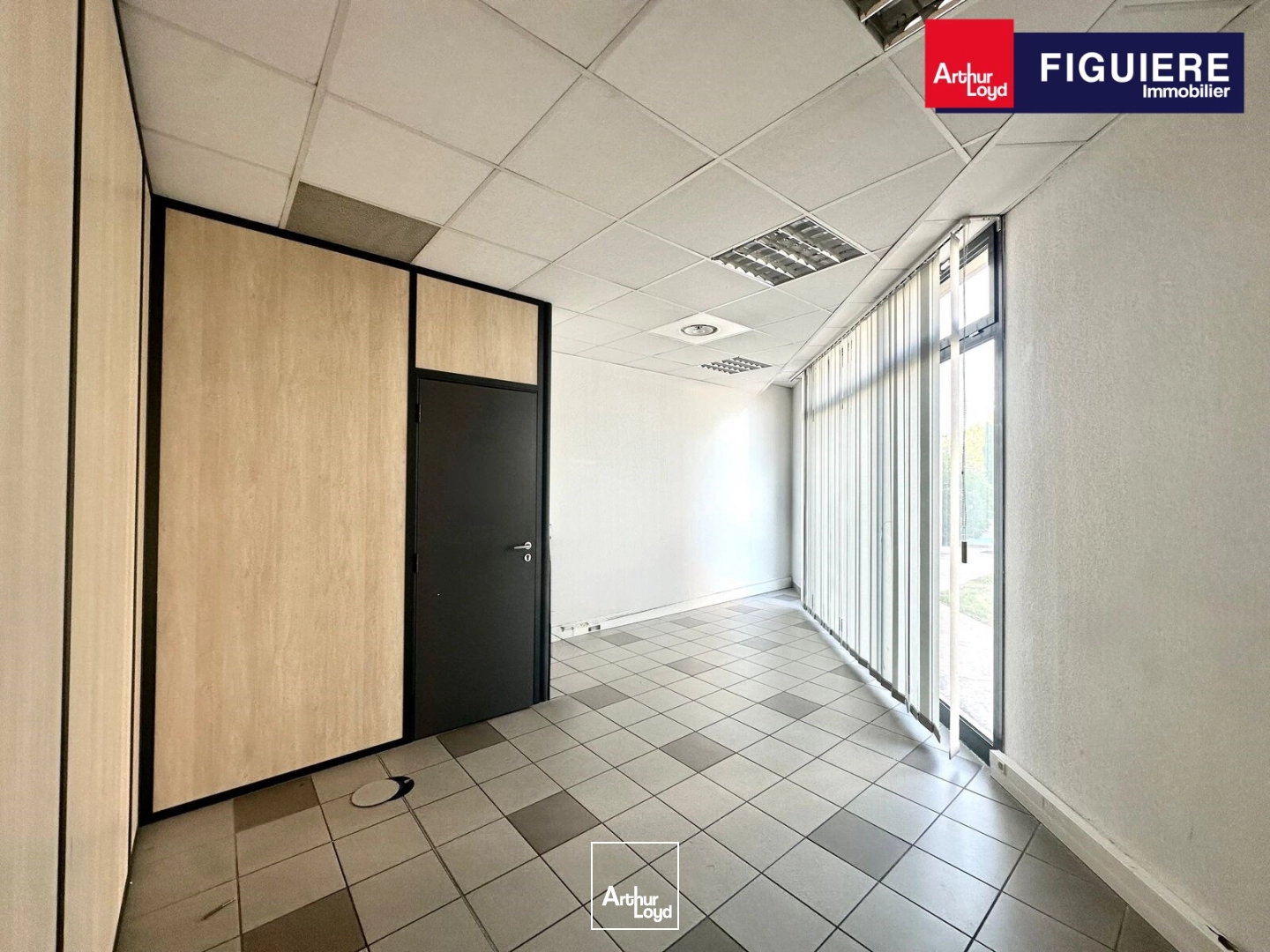 Locaux d'activité & Entrepôts - Location - AIX EN PROVENCE - 13290 - 260-260 - 7868267