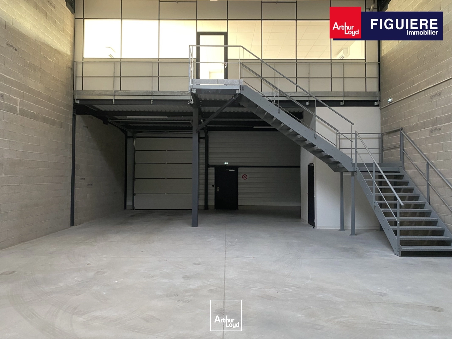 Locaux d'activité & Entrepôts - Location - MEYREUIL - 13590 - 242-242 - 7869840