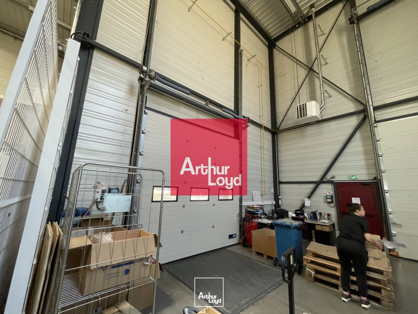 Locaux d'activité & Entrepôts - Vente - LE VERSOUD - 38420 - 620.73-620.73 - 7870449