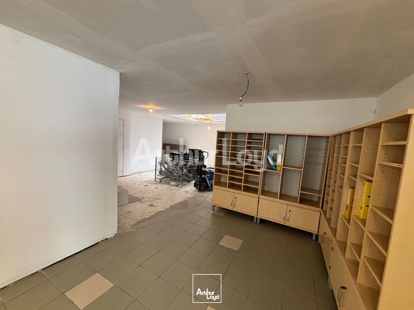Locaux commerciaux - Location - DOUAI - 59500 - 170-170 - 7873435