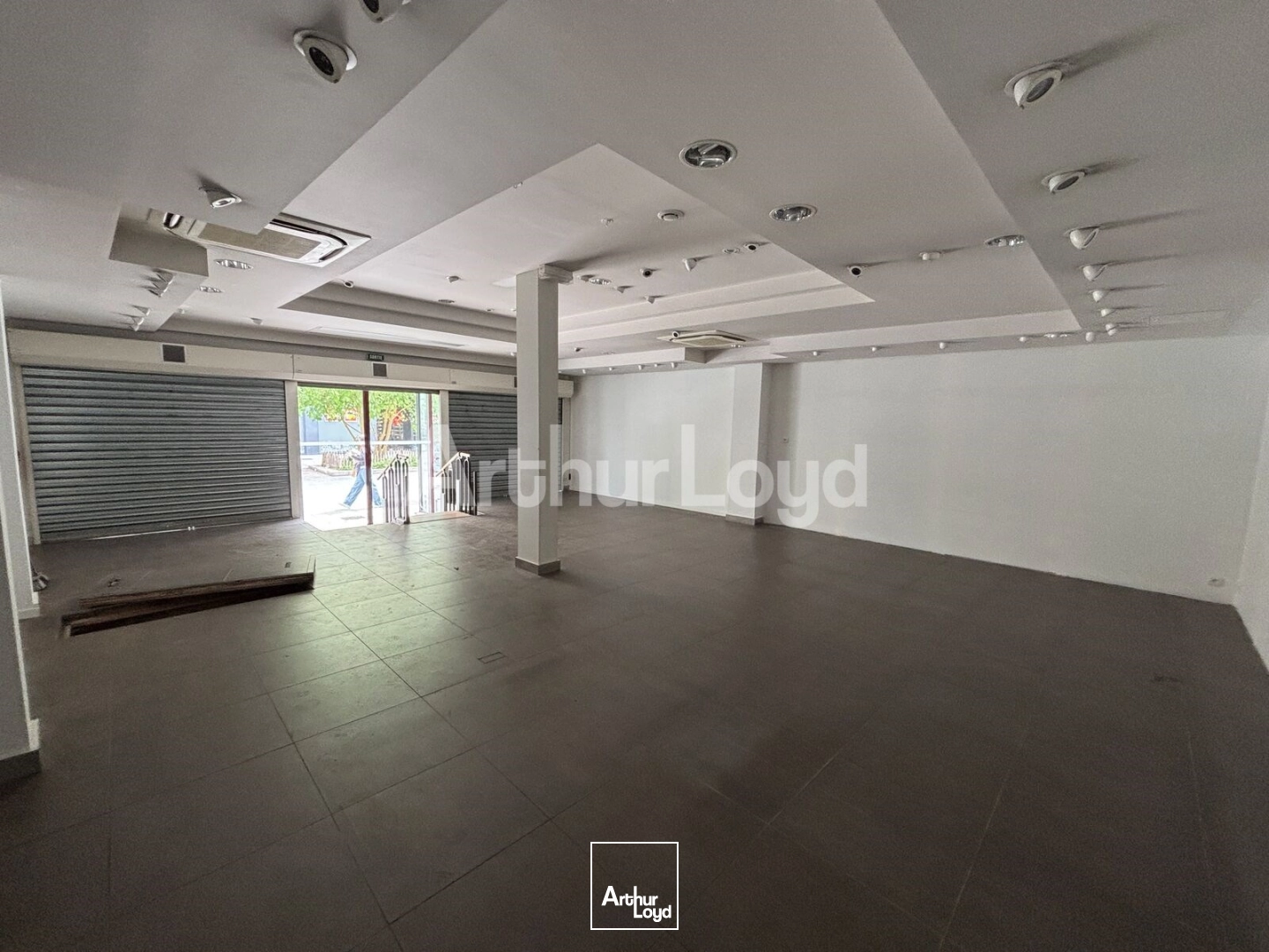 Locaux commerciaux - Location - DOUAI - 59500 - 230-230 - 7873483