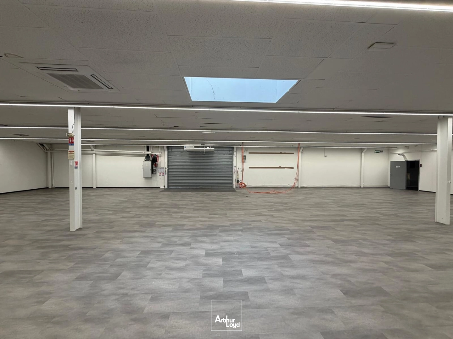 Locaux commerciaux - Location - SAINT EMILION - 33330 - 810-810 - 7877599