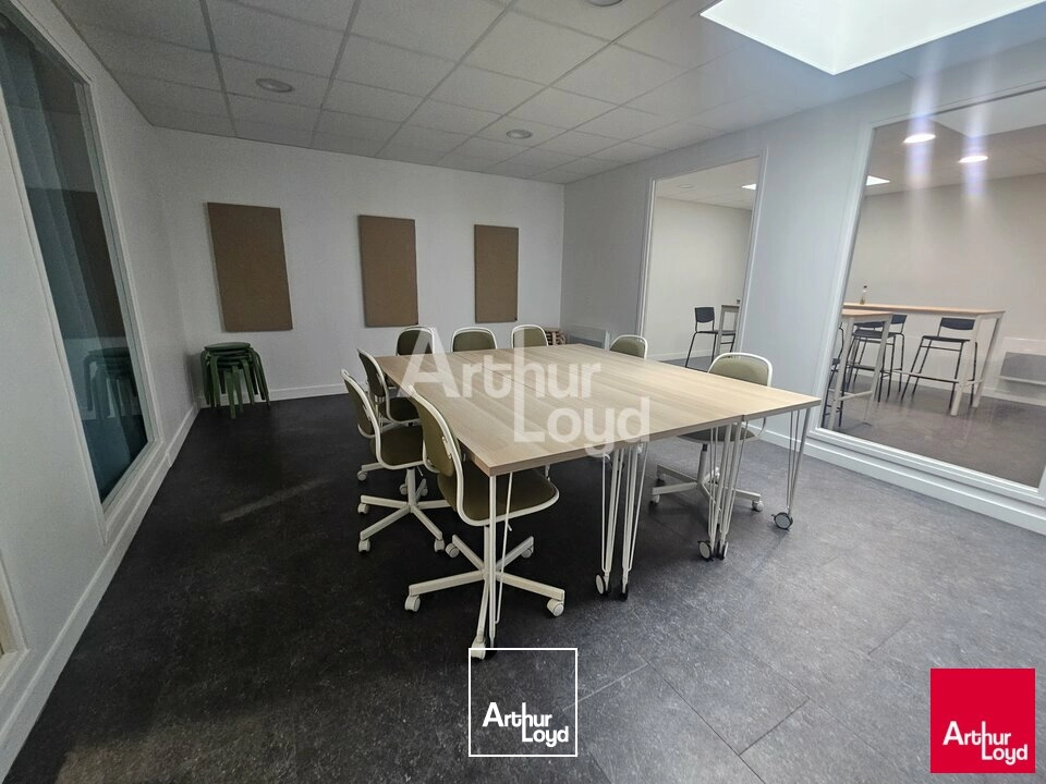 Bureaux - Location - BEAUCOUZÉ - 49070 - 210-210 - 7878355