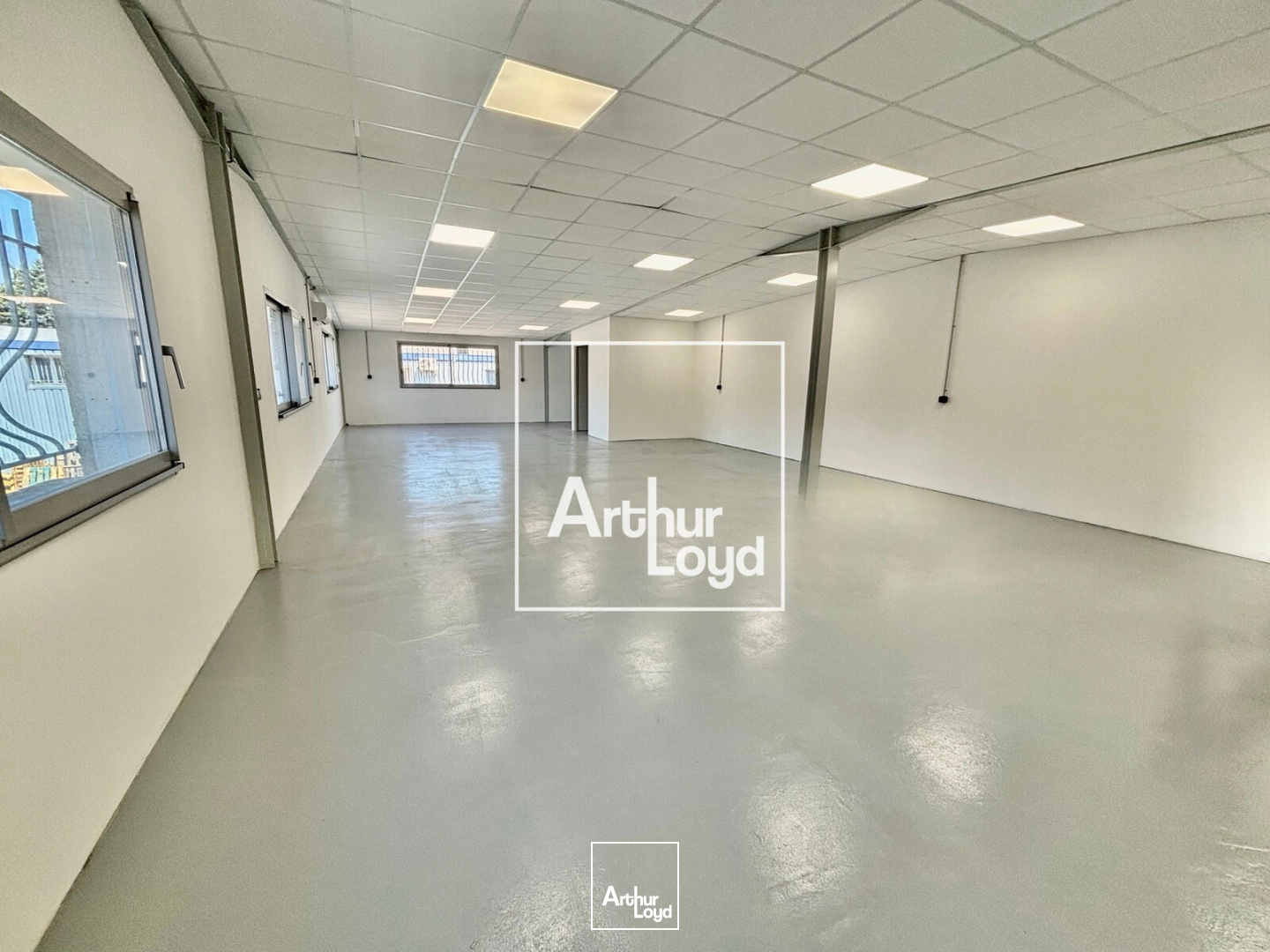 Locaux d'activité & Entrepôts - Location - SAINT JEAN DE VEDAS - 34430 - 160-160 - 7878477
