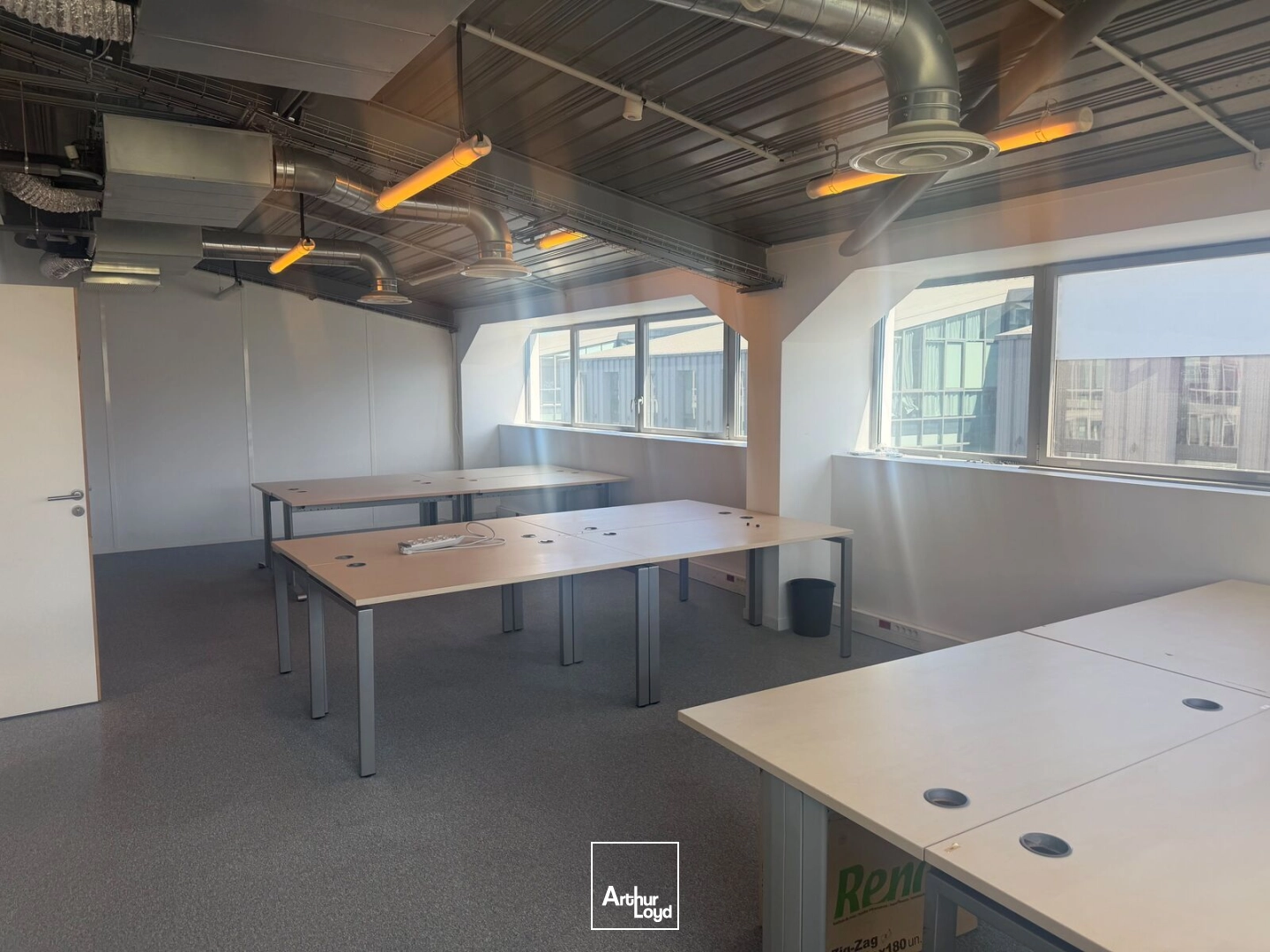 Bureaux - Location - BORDEAUX - 33300 - 147.39-381.14 - 7878527