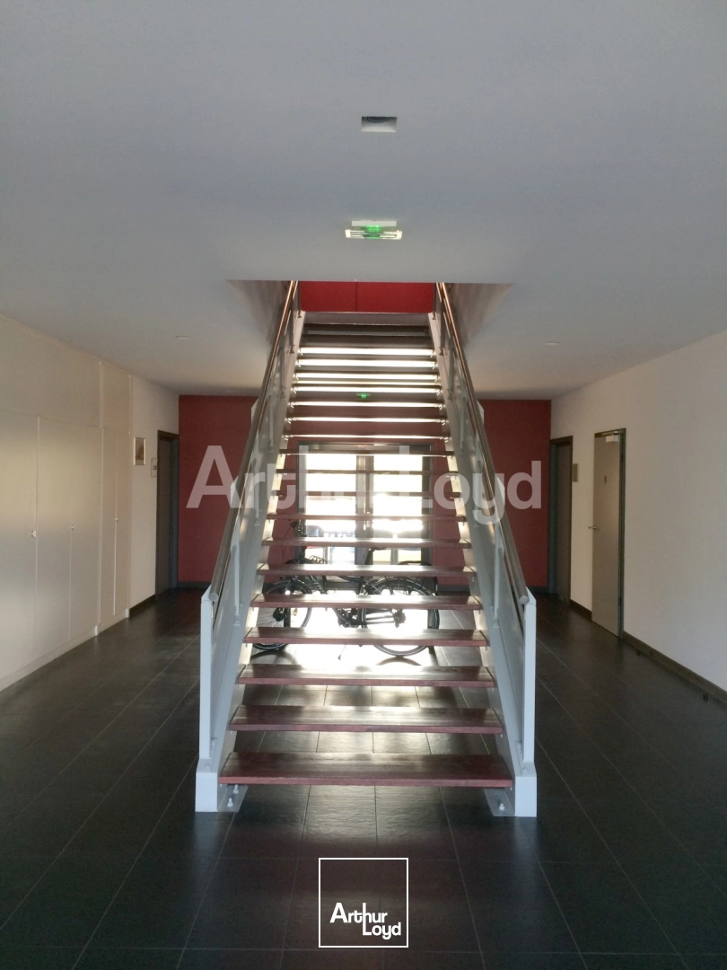 Bureaux - Location - WASQUEHAL - 59290 - 212.1-929.9 - 7879106