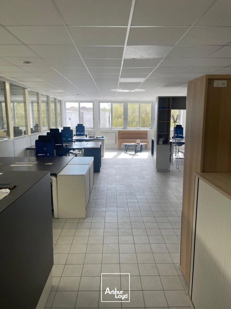 Locaux d'activité & Entrepôts - Location - GONESSE - 95500 - 117-1849 - 7880199
