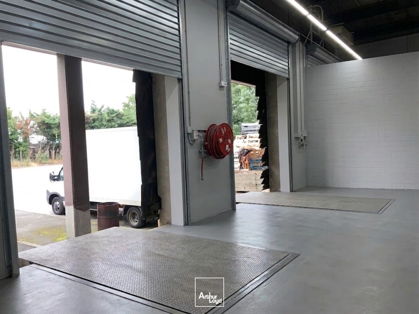 Locaux d'activité & Entrepôts - Location - AULNAY SOUS BOIS - 93600 - 742-4387 - 7880207