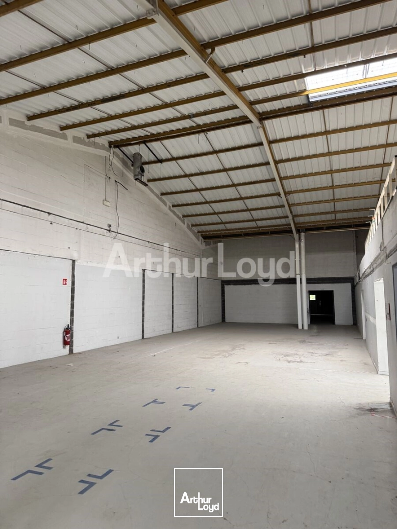 Locaux d'activité & Entrepôts - Location - MARCQ EN BAROEUL - 59700 - 522-1597 - 7880281