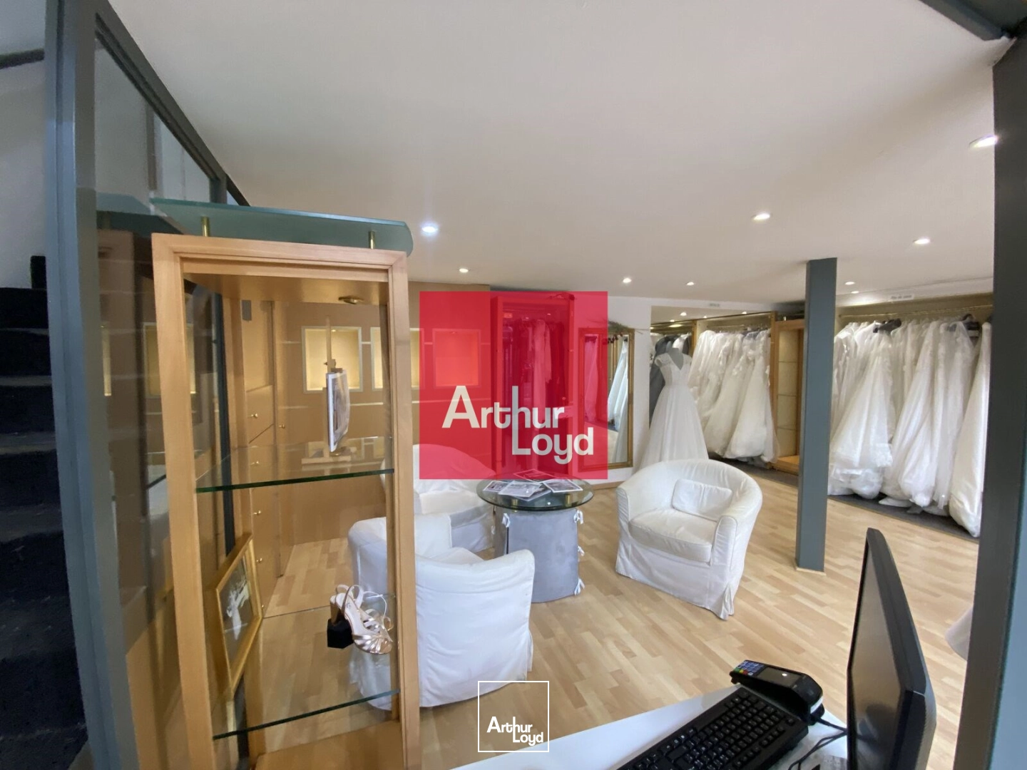 Locaux commerciaux - Location - GRENOBLE - 38000 - 140-140 - 7891054