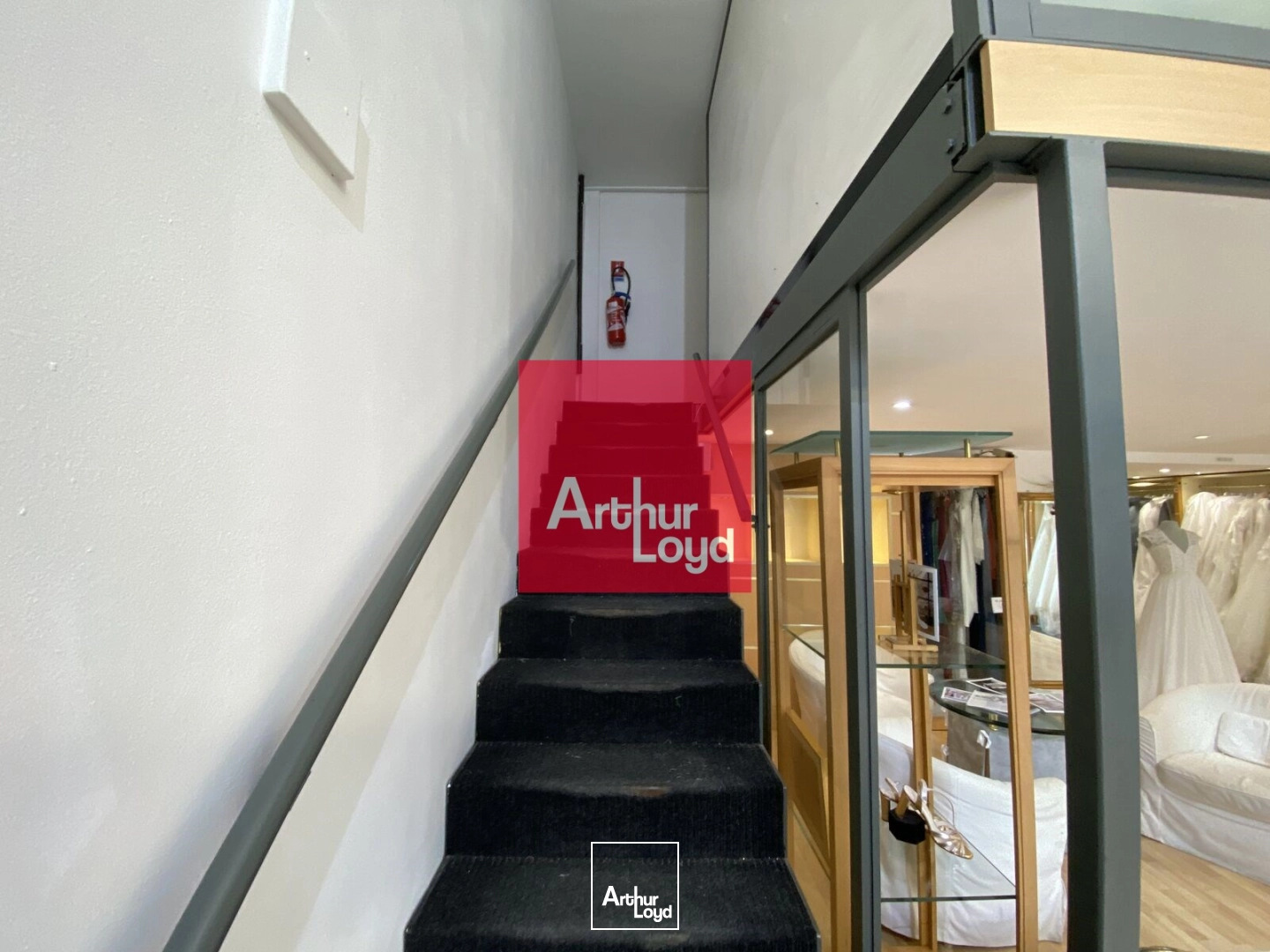 Locaux commerciaux - Location - GRENOBLE - 38000 - 140-140 - 7891058
