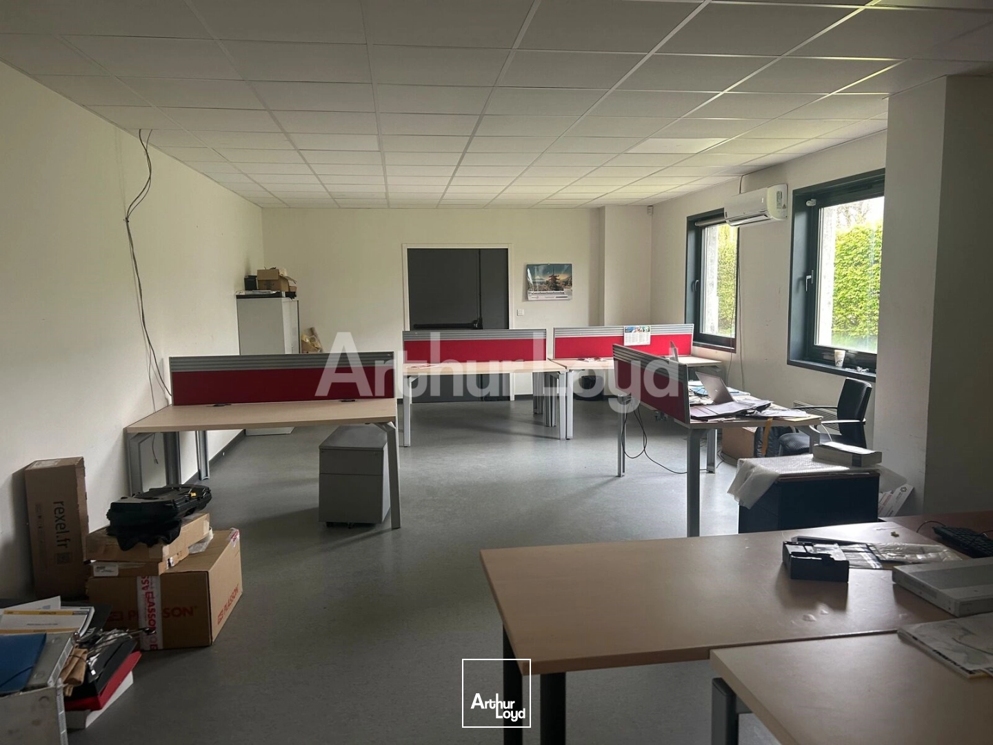 Locaux d'activité & Entrepôts - Location - SAINGHIN EN MELANTOIS - 59262 - 582-1693 - 7891979