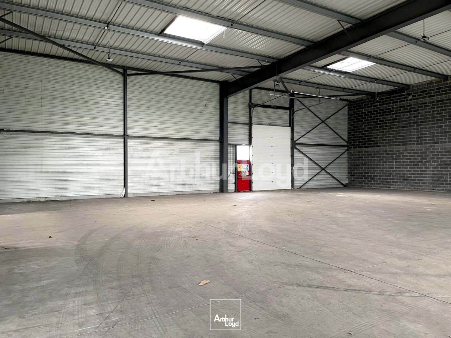 Locaux d'activité & Entrepôts - Location - COQUELLES - 62231 - 560-1168 - 7894010