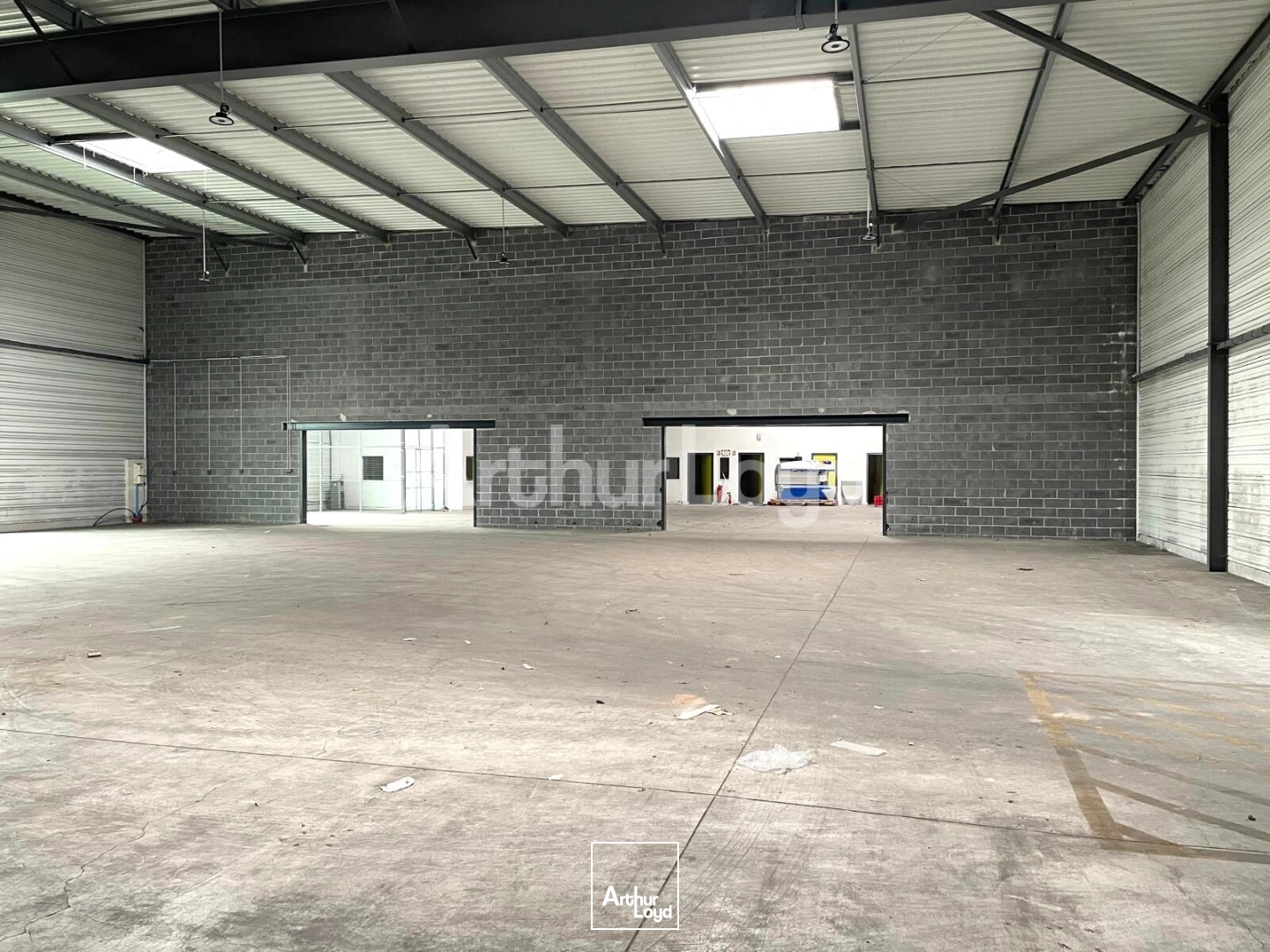 Locaux d'activité & Entrepôts - Location - COQUELLES - 62231 - 560-1168 - 7894013