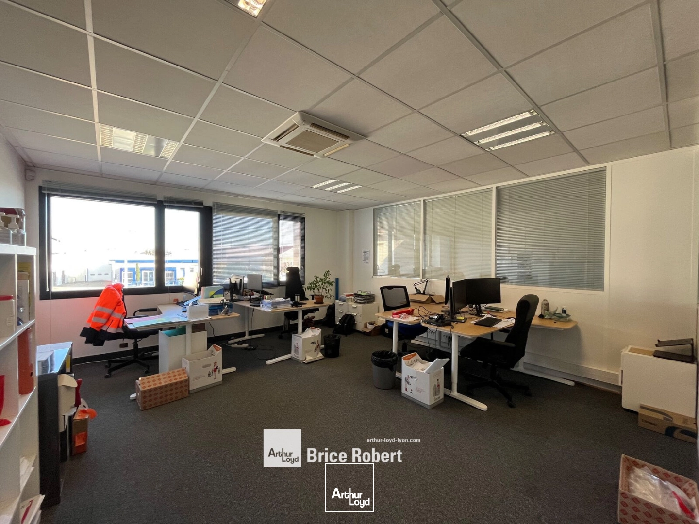 Locaux d'activité & Entrepôts - Location - VAULX EN VELIN - 69120 - 629-2909 - 7896835