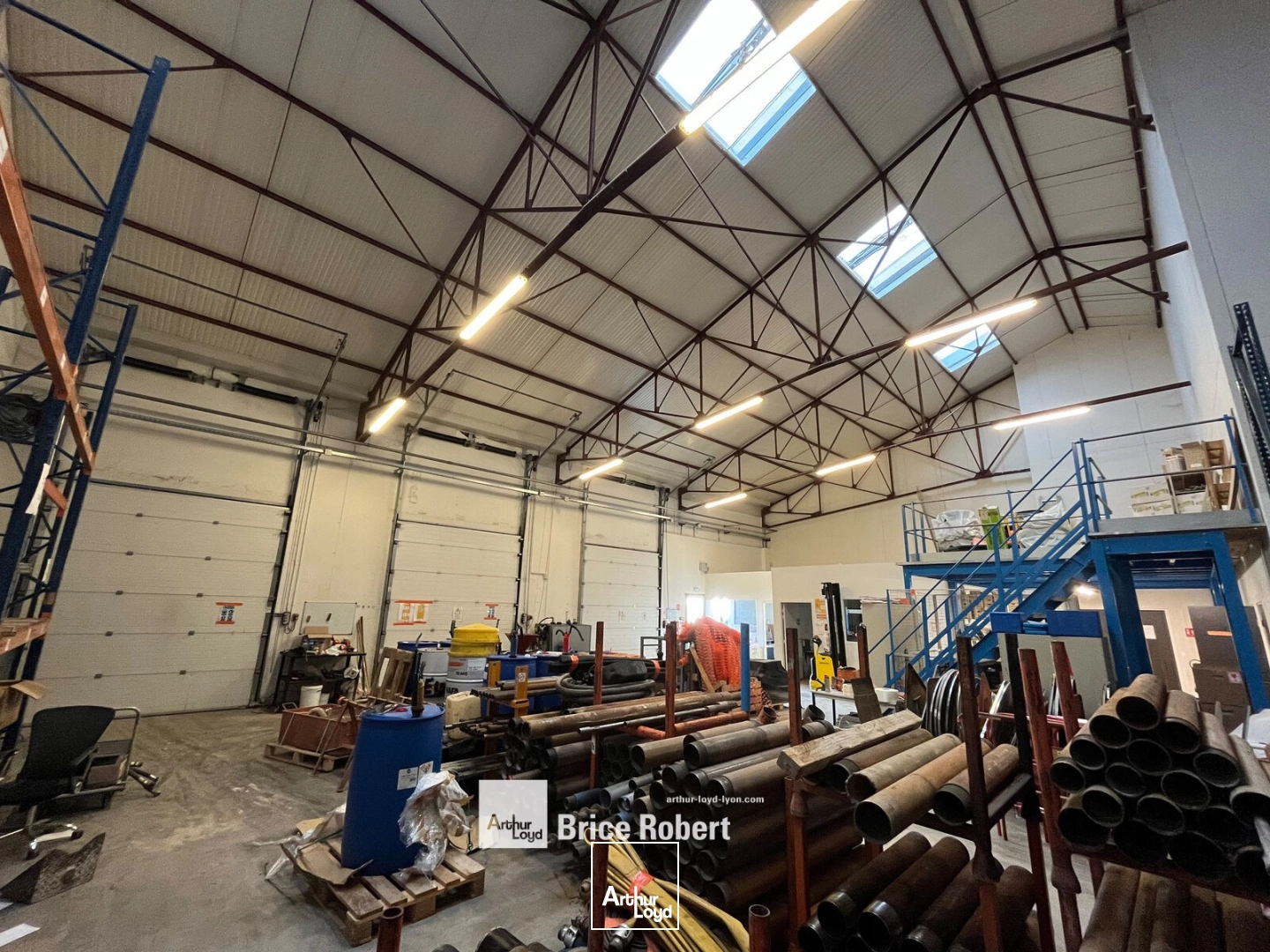 Locaux d'activité & Entrepôts - Location - VAULX EN VELIN - 69120 - 629-2909 - 7896838