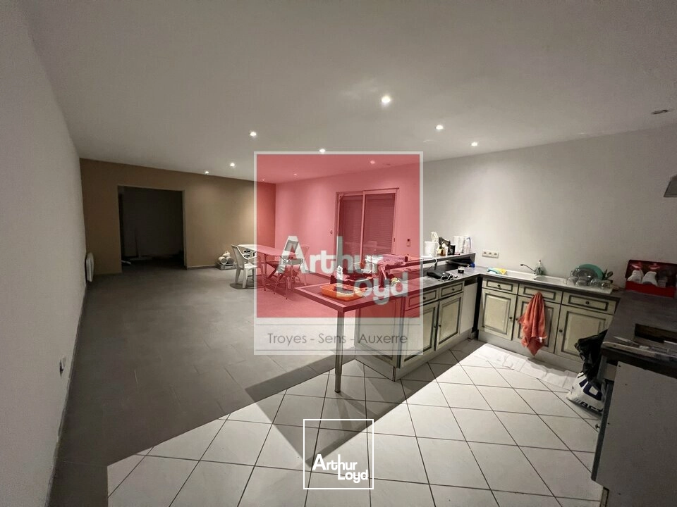 Locaux commerciaux - Vente - MAIZIÈRES-LA-GRANDE-PAROISSE - 10510 - 1500-1500 - 7901240
