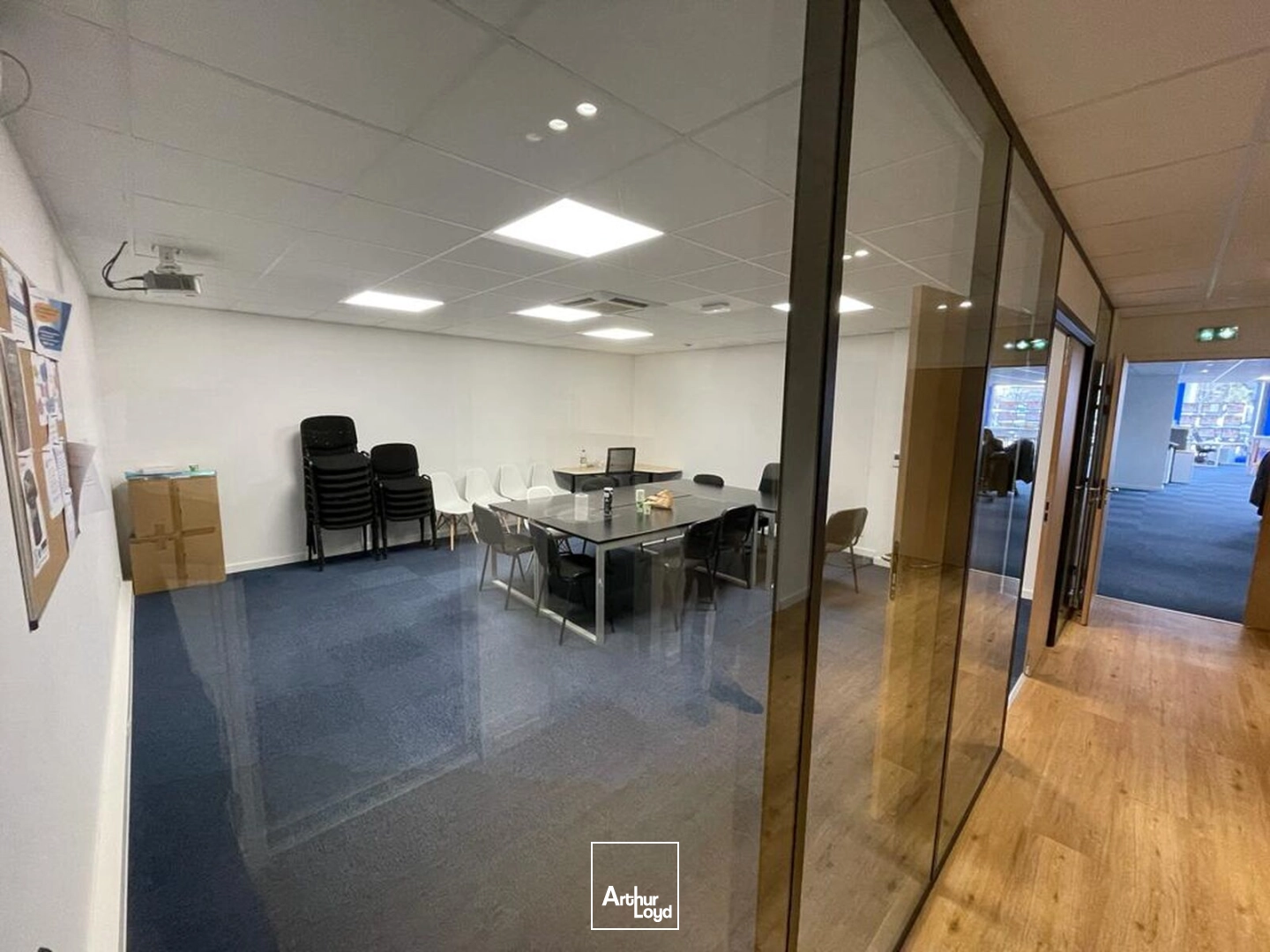 Locaux commerciaux - Location - MARSEILLE - 13008 - 452-452 - 7904497