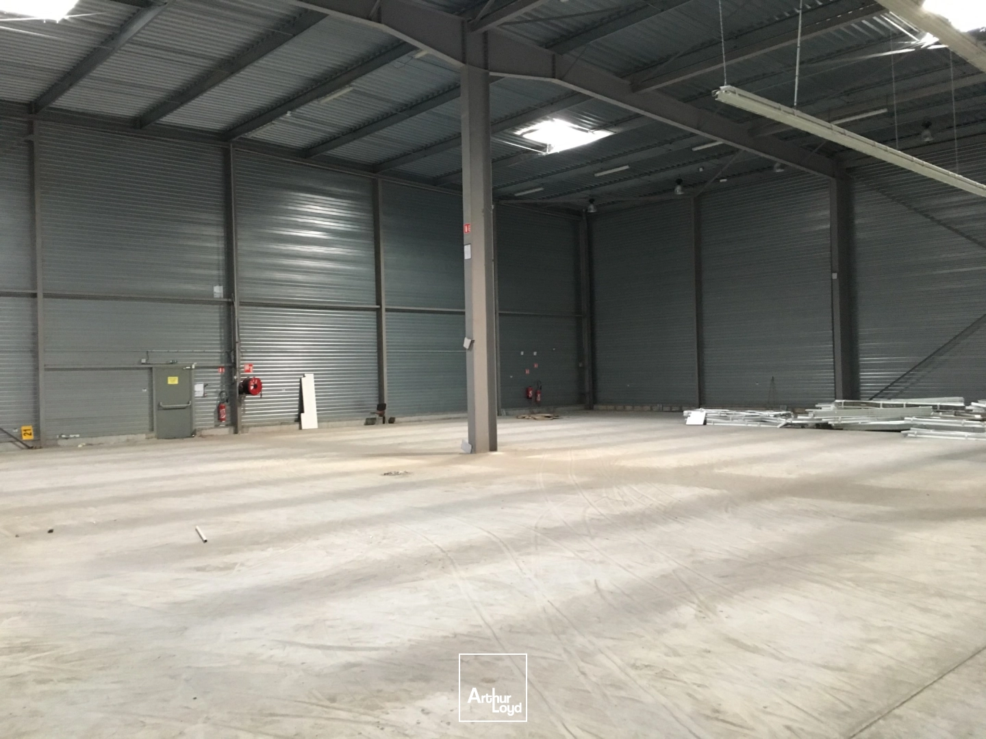 Locaux d'activité & Entrepôts - Location - CREIL - 60100 - 1724-1724 - 7905235