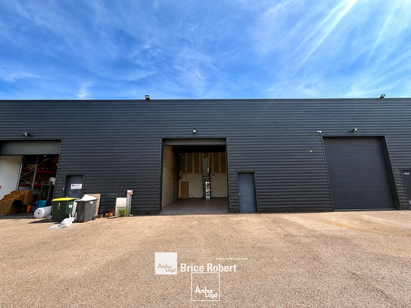 Locaux d'activité & Entrepôts - Location - CHASSIEU - 69680 - 195-195 - 7909742
