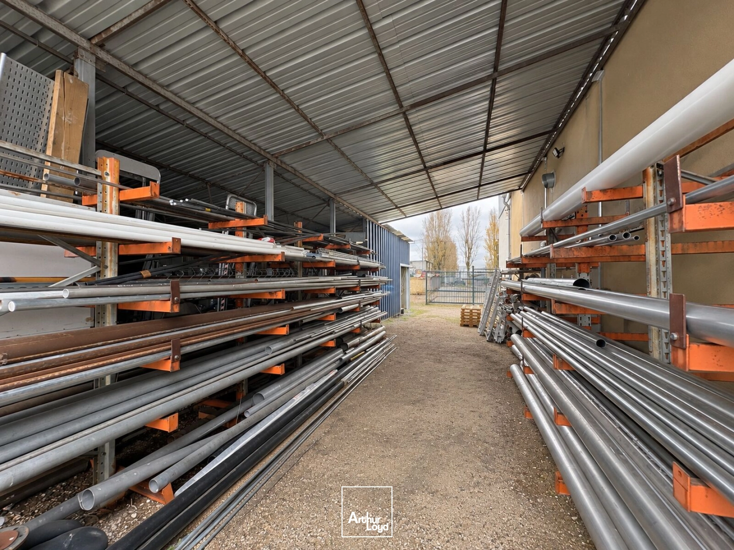 Locaux d'activité & Entrepôts - Location - SAINT JEAN DE BRAYE - 45800 - 692.35-692.35 - 7916049